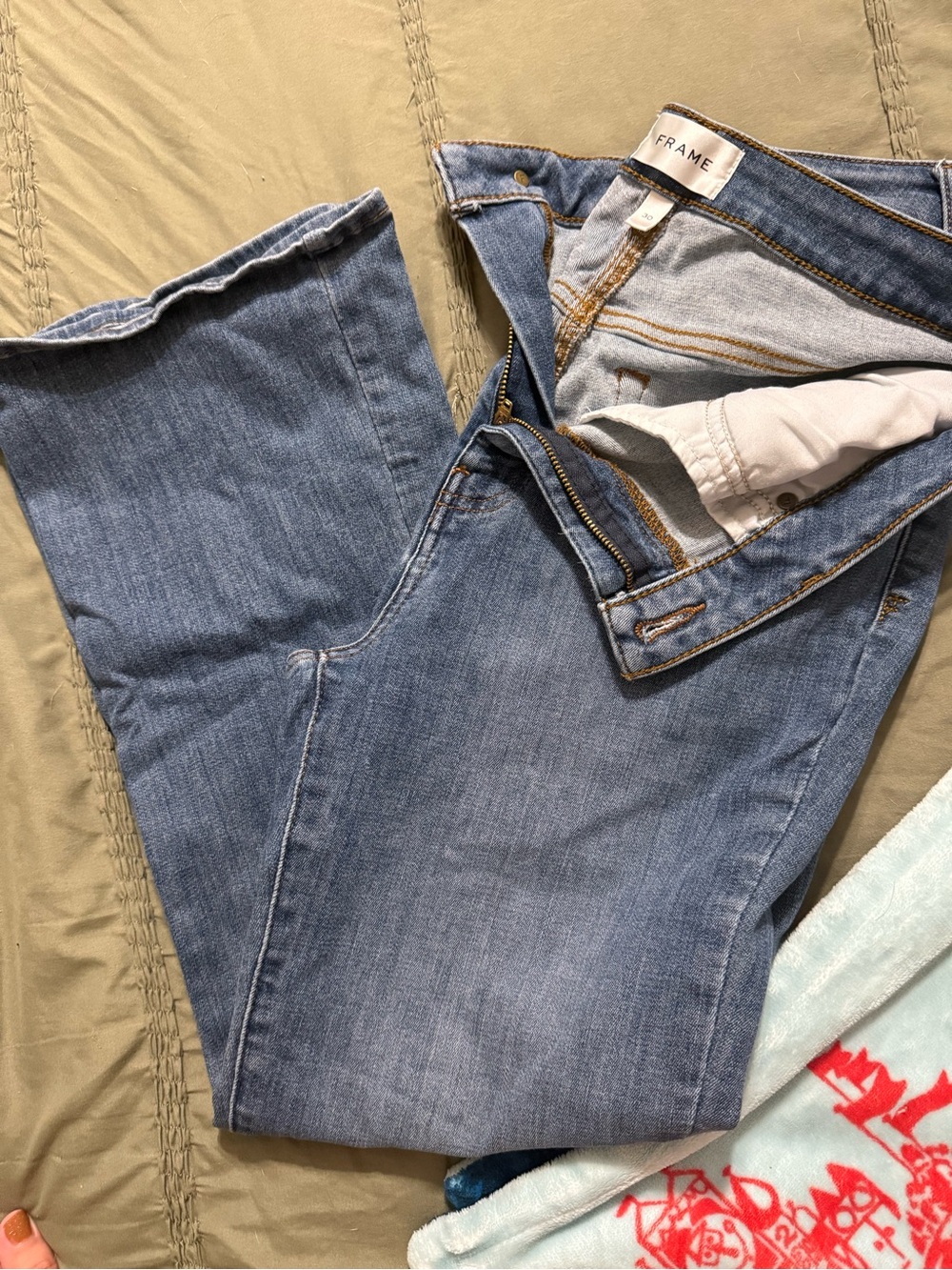 Frame Denim Men’s Light Blue Bootcut Jeans